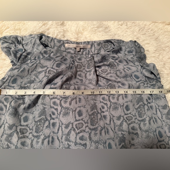 NWOT Rachel Roy Pleated Blouse - Picture 9 of 10